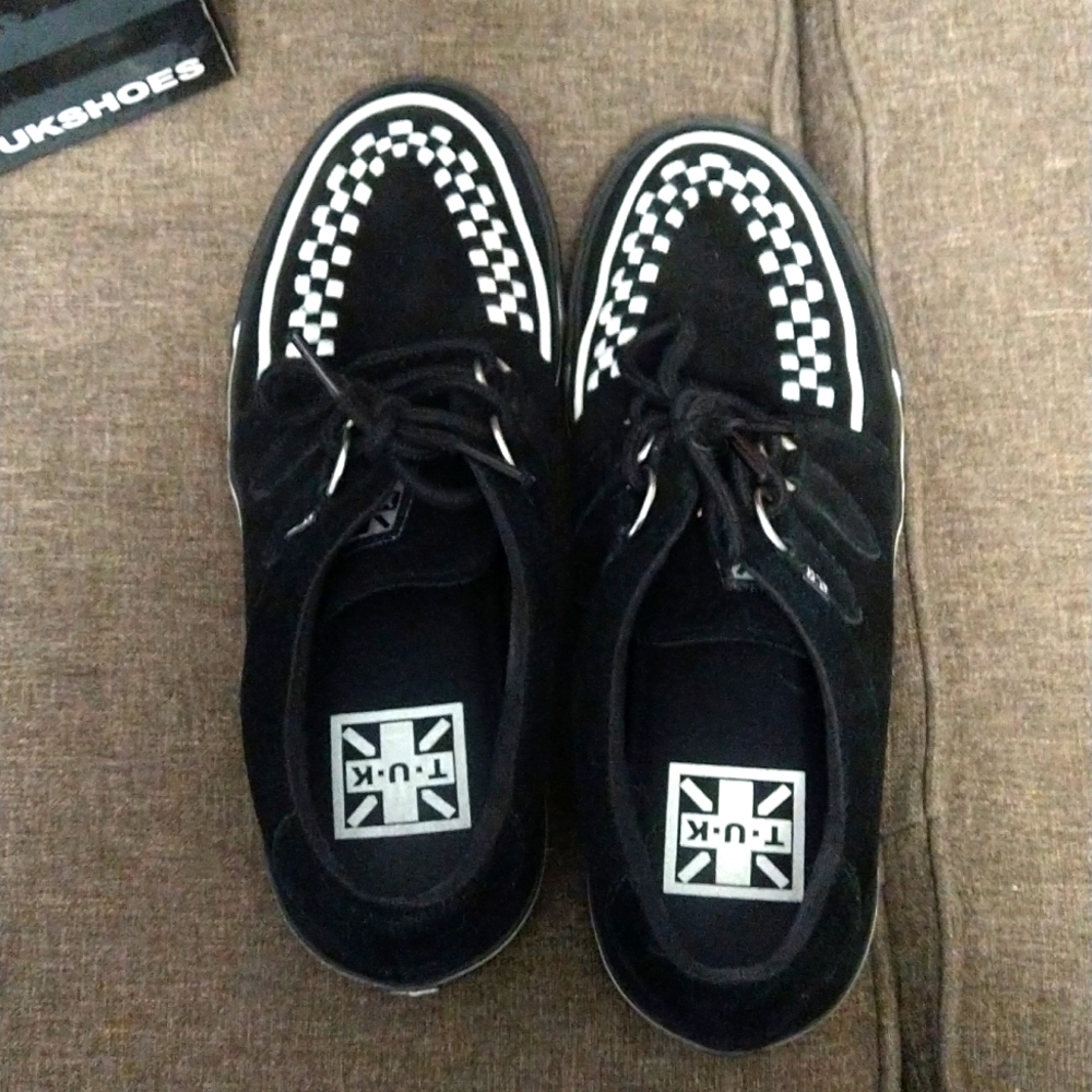 TUK sneaker black and white shoes size 8 womens